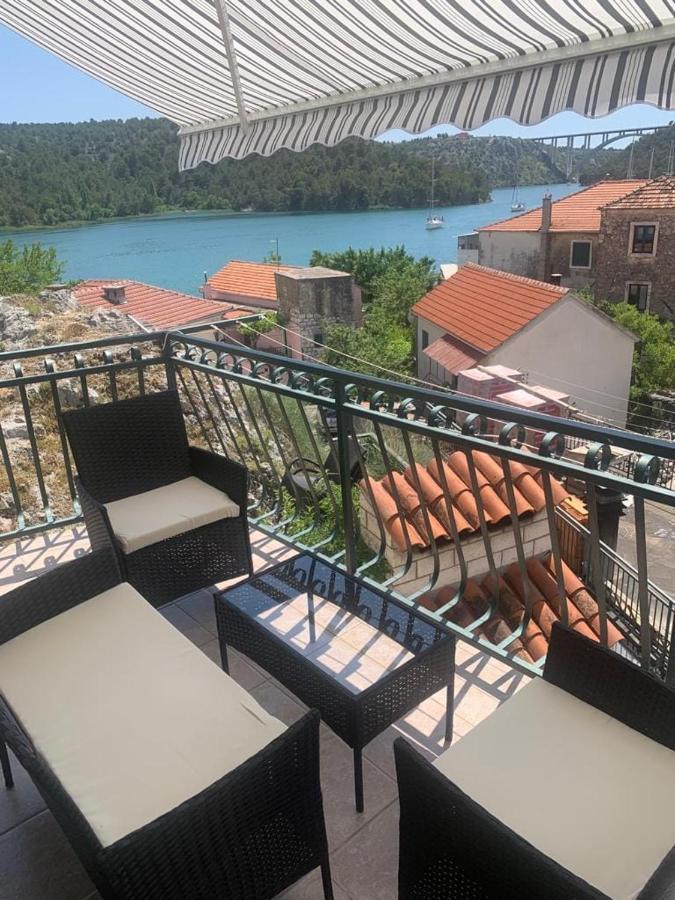 Family House Scardona - Dreams By The River Krka Appartement *